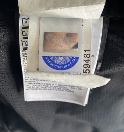 Canada Goose Hybridge Lite Hooded Jacket Medium in Black