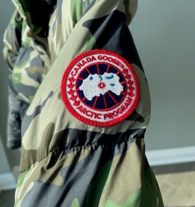Canada Goose Junction Puffer in Camo