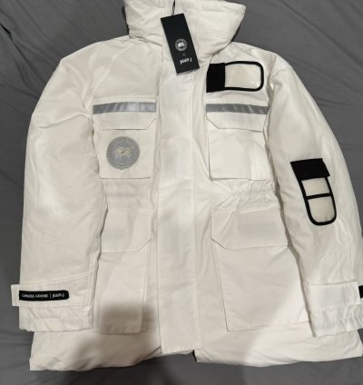 Canada Goose Juun Snow Mantra Down Parka