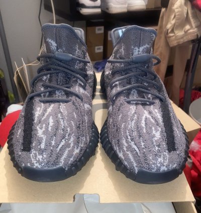 adidas Yeezy 350 V2 Dark Salt size 11 DS OG All