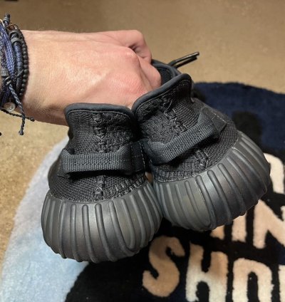 Adidas Yeezy 350 V2 Onyx
