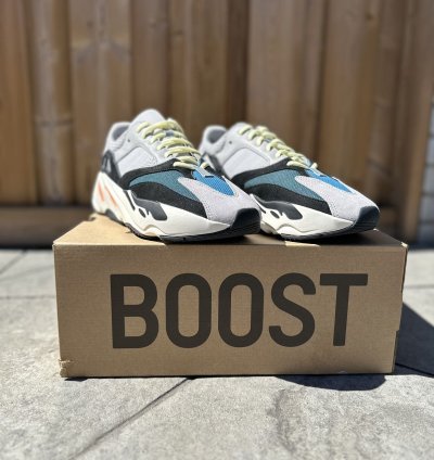 Adidas Yeezy Boost 700 Wave Runner (2023)