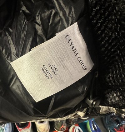 Canada goose puffer medium bape