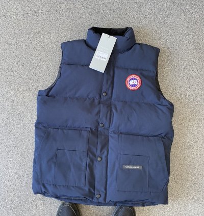 Canada Goose Puffer Vest