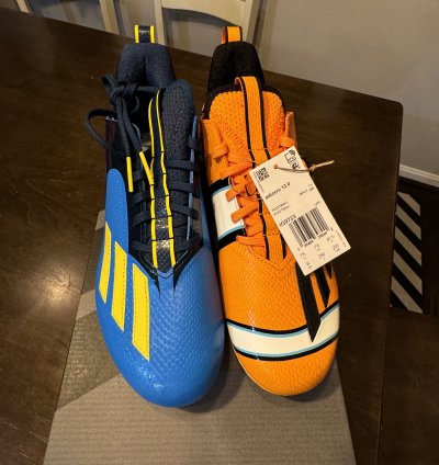 Adizero 12 0 Disney Finding Nemo Football Cleats
