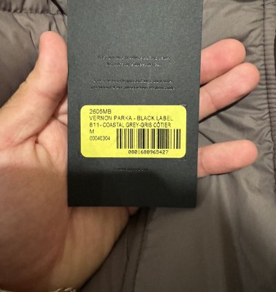 Canada Goose Vernon Black Label Puffer