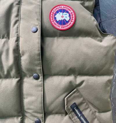 CANADA GOOSE VEST