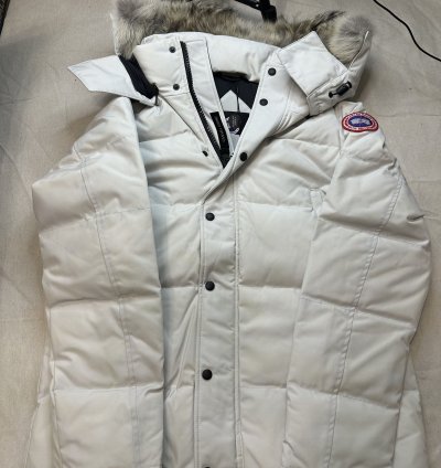 Canada Goose White Wyndham Men Jacket Fur Large Brand New