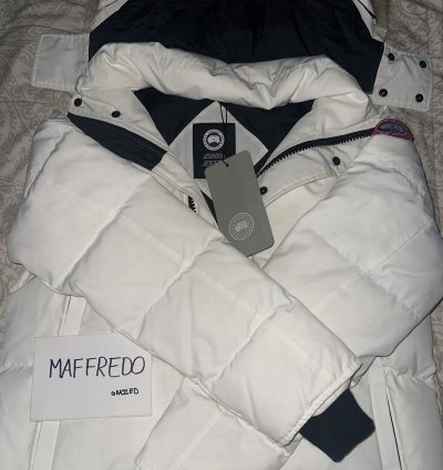 Canada Goose Wyndham Parka (White)