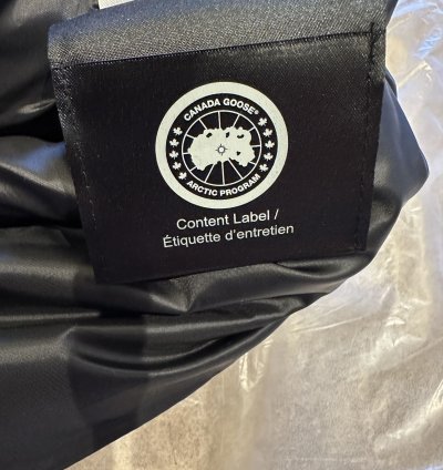 Canada Goose Wyndham Parka Black Badge Navy Medium
