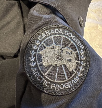 Canada Goose Wyndham Parka Black Badge Navy Medium
