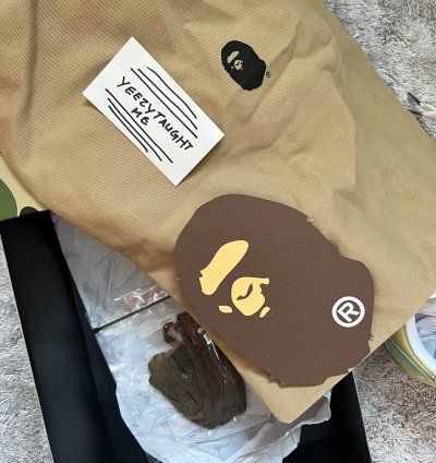 BAPE BAPESTA SNEAKERS SIZE 11 DS