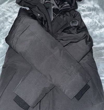Canada Goose-Chateau Parka- Black Label- Notched Brim