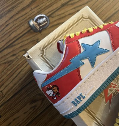 Bape Hello Kitty Bapestas (DS)