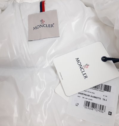 Moncler Chartreuse Down Jacket Black Men Size 4