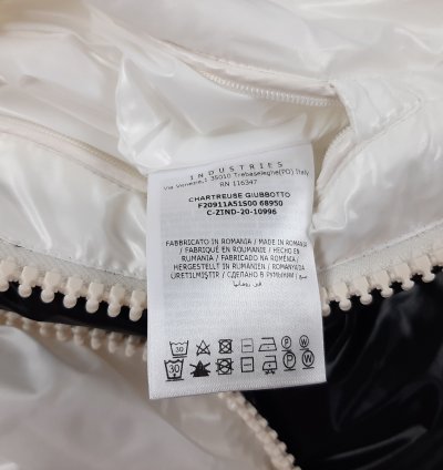Moncler Chartreuse Down Jacket Black Men Size 4