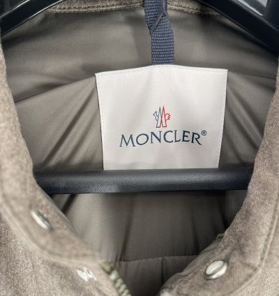 Moncler Fauscoum Jacket Size 2