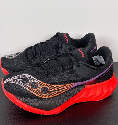 Saucony Endorphin Pro 4 black Vizired