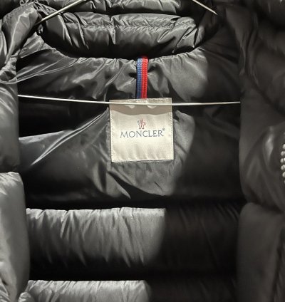 Moncler Jeanbart down jacket