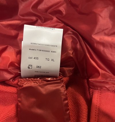 Moncler Maglia Cardigan Jacket size XL (Fits Like Large)