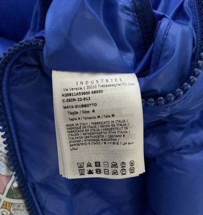 Moncler maya jacket size4