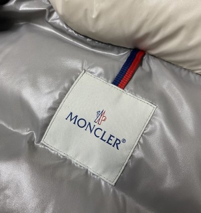 Moncler Maya mens puffer jacket cream size 5 2XL XL XXL