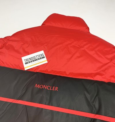 Moncler mens puffer jacket red size 3 Medium Black