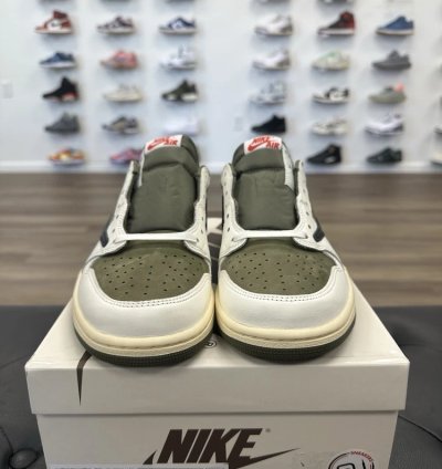 Air Jordan 1 Retro Low Og Sp Travis Scott Medium Olive