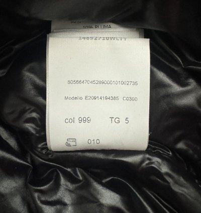 Moncler Montcla Short Down Jacket
