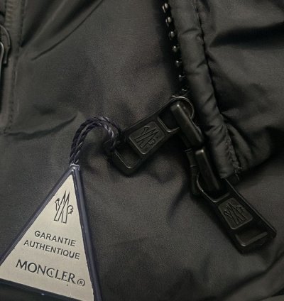 Moncler Montcla Short Down Jacket
