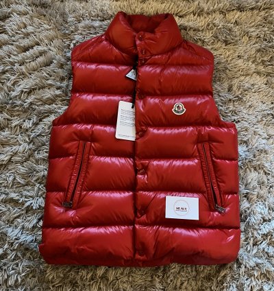 Moncler Tibb Jacket Gilet Vest 2 Bnwt Red Maya Logo