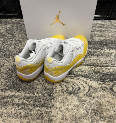 Nike Air Jordan 11 Retro Low yellow Snakeskin