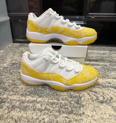 Nike Air Jordan 11 Retro Low yellow Snakeskin