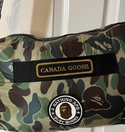 Nape Canada Goose Crofton Puffer Medium