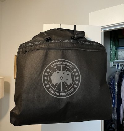 Nape Canada Goose Crofton Puffer Medium