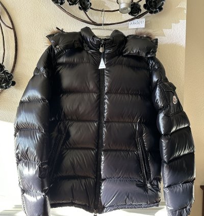New Moncler Maya Fur Trim Jacket Size 4 detachable Hood