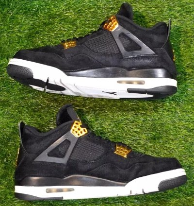 Jordan 4 Retro royalty