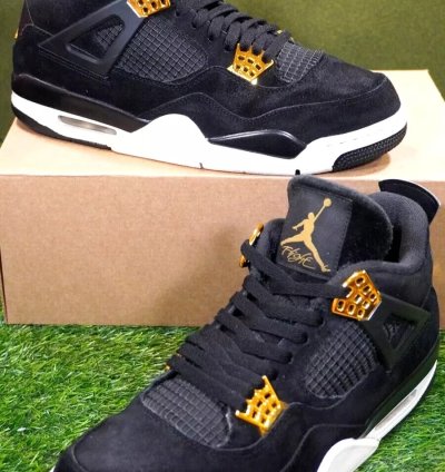 Jordan 4 Retro royalty