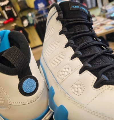 Air Jordan 9 Retro Powder Blue