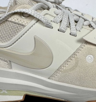 Nike Zegamadome X Sacai summit White