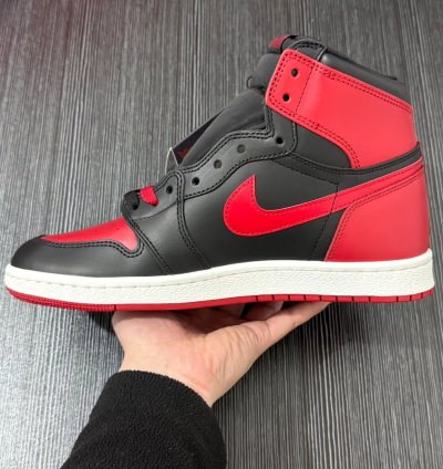 Air Jordan 1 High Retro 85 bred 2025