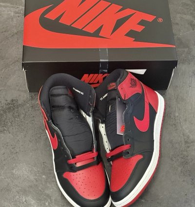 Air Jordan 1 High Retro 85 bred 2025