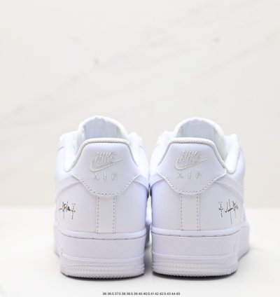 180 Nike Air Force 1 Low 07