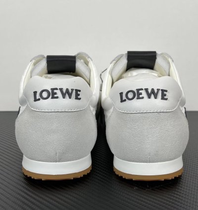 L0ewe Ballet Runner 20 Logo-applique Sneakers