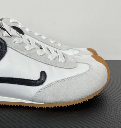 L0ewe Ballet Runner 20 Logo-applique Sneakers