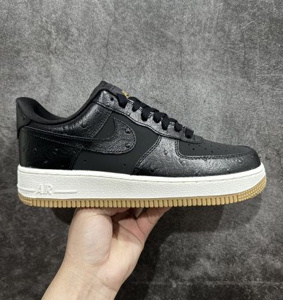 200 Wmns Air Force 1 07 Lx Black And White Crocodile Pattern Dz2708-002 -