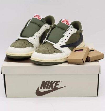 Travis Scott Nike Air Jordan 1 Low Og Sp Reverse Olive