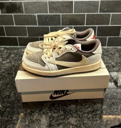 Travis Scott X Air Jordan 1 Low Og reverse Mocha