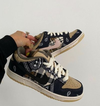 Travis Scott X Nike Sb Dunk Low
