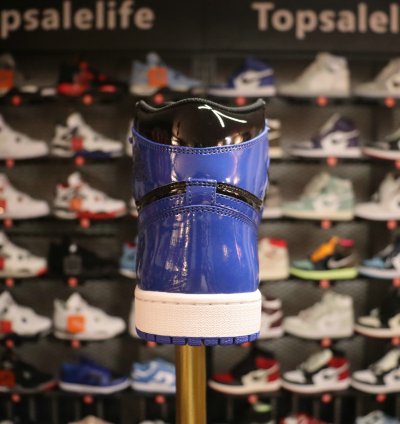 Air Jordan 1 Retro Black Royal Blue 2001 136066-041